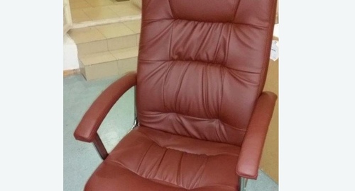 Обтяжка офисного кресла. Кузьмоловский